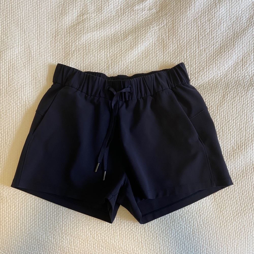 Lululemon navy shorts size 4